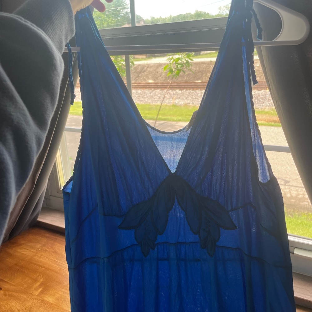 Rare Vanity Fair Blue Floral Satin Maxi Dress Size Small - Picture 7 of 9